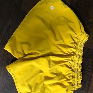 lululemon hottie hot running shorts